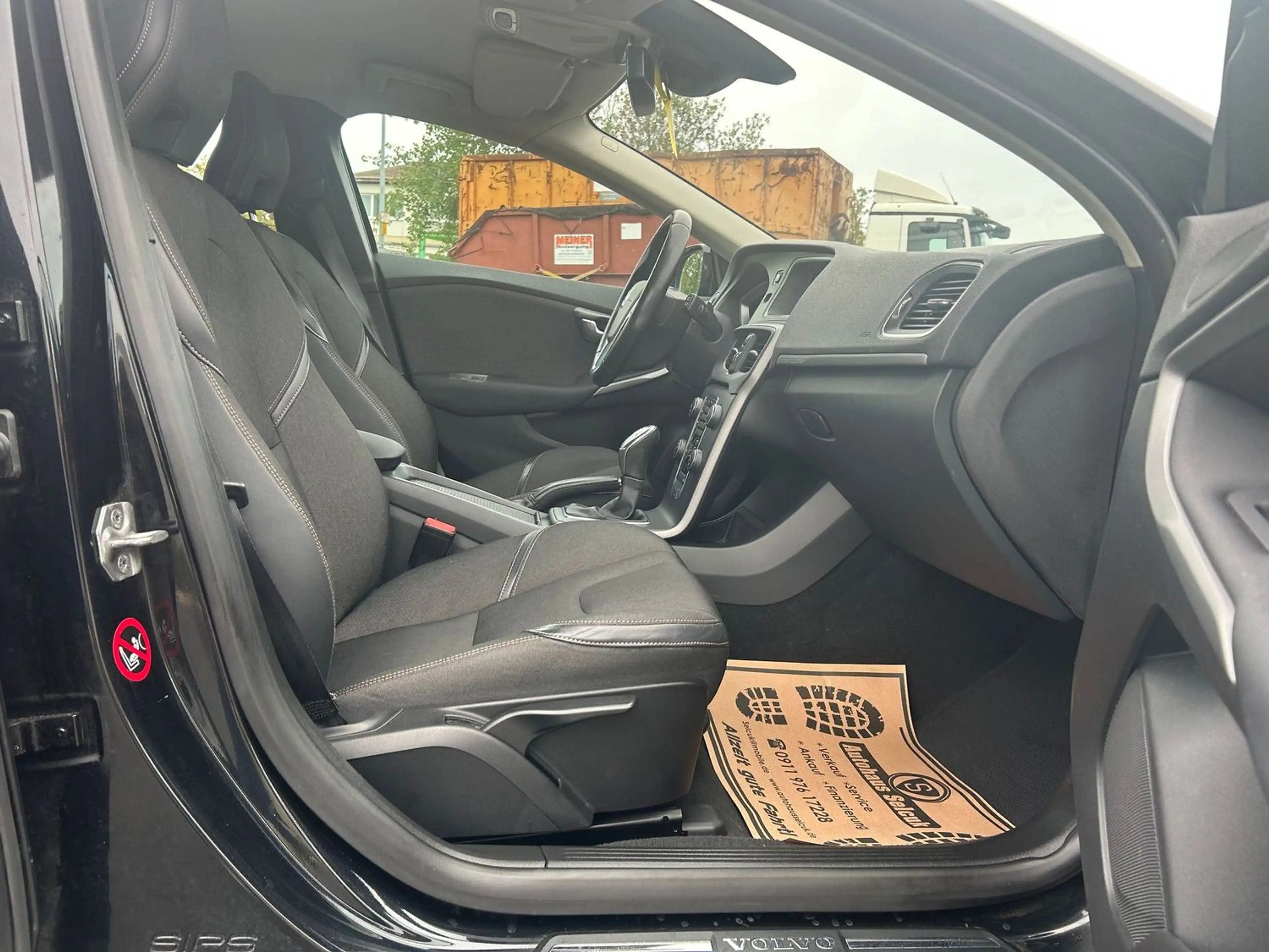 Volvo V40 Cross Country Momentum Cross Country *AHK*Navi*PDC*Xenon*SHZ* — photo 15