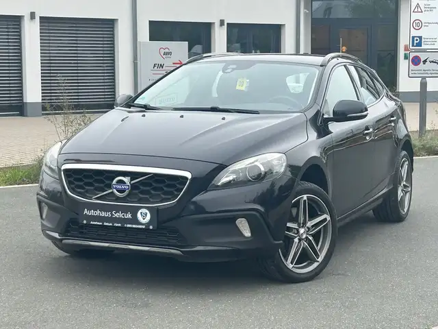 Volvo V40 Cross Country Momentum Cross Country *AHK*Navi*PDC*Xenon*SHZ*