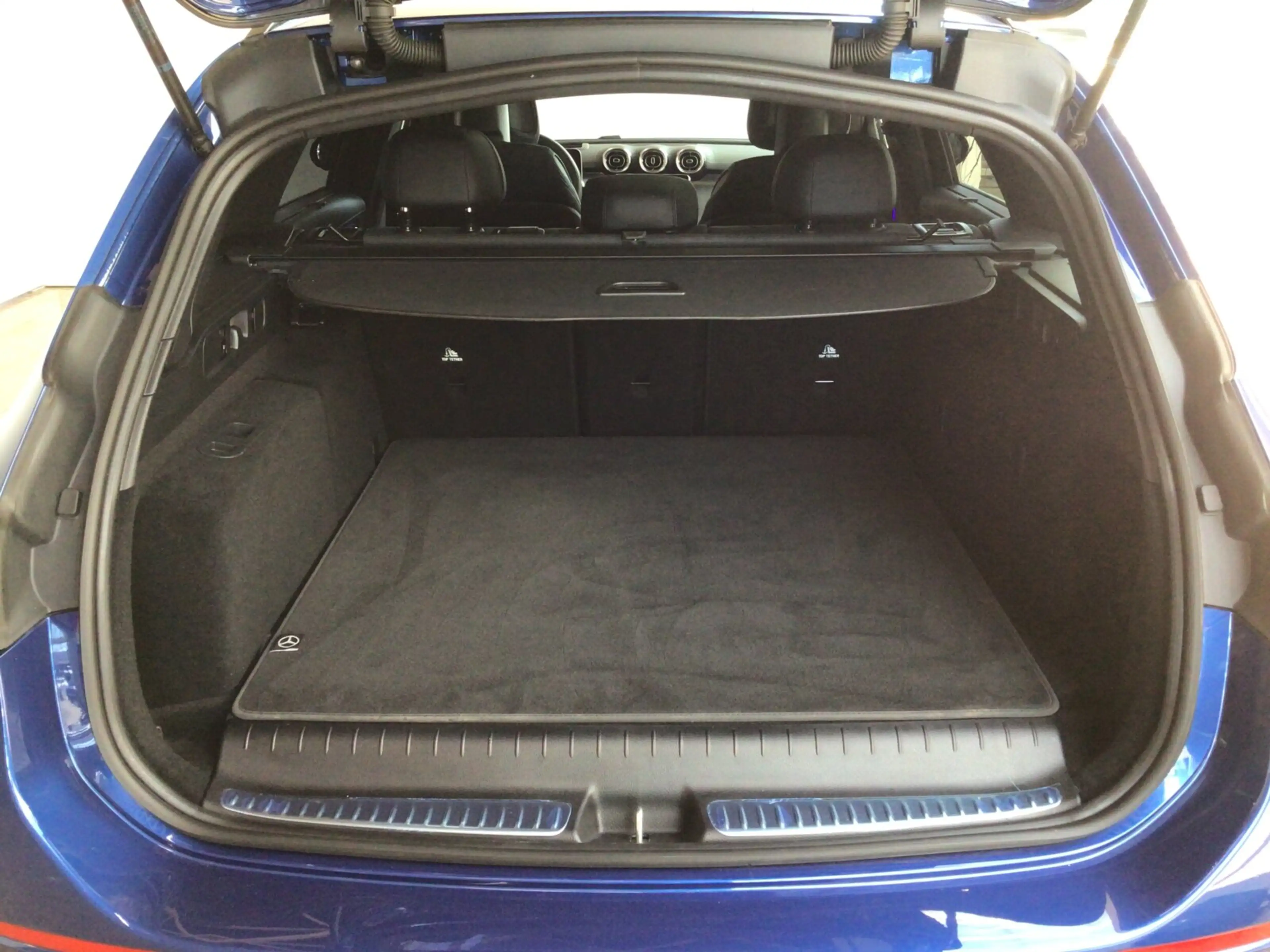 Mercedes-Benz C 300 C 300 e T AMG/ Night/Fahrass/Pano/Head/AHK/Burme — photo 15