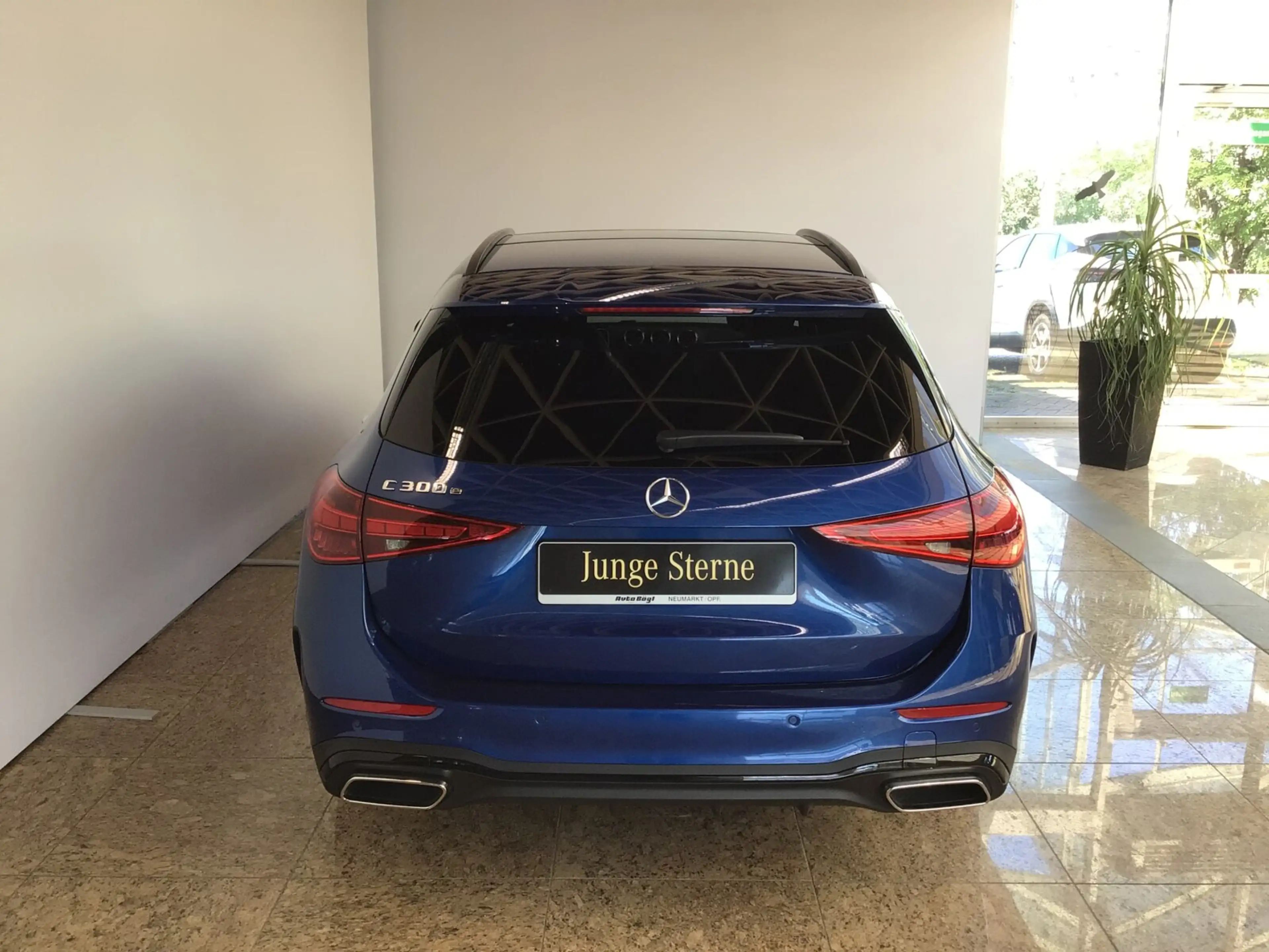 Mercedes-Benz C 300 C 300 e T AMG/ Night/Fahrass/Pano/Head/AHK/Burme — photo 5