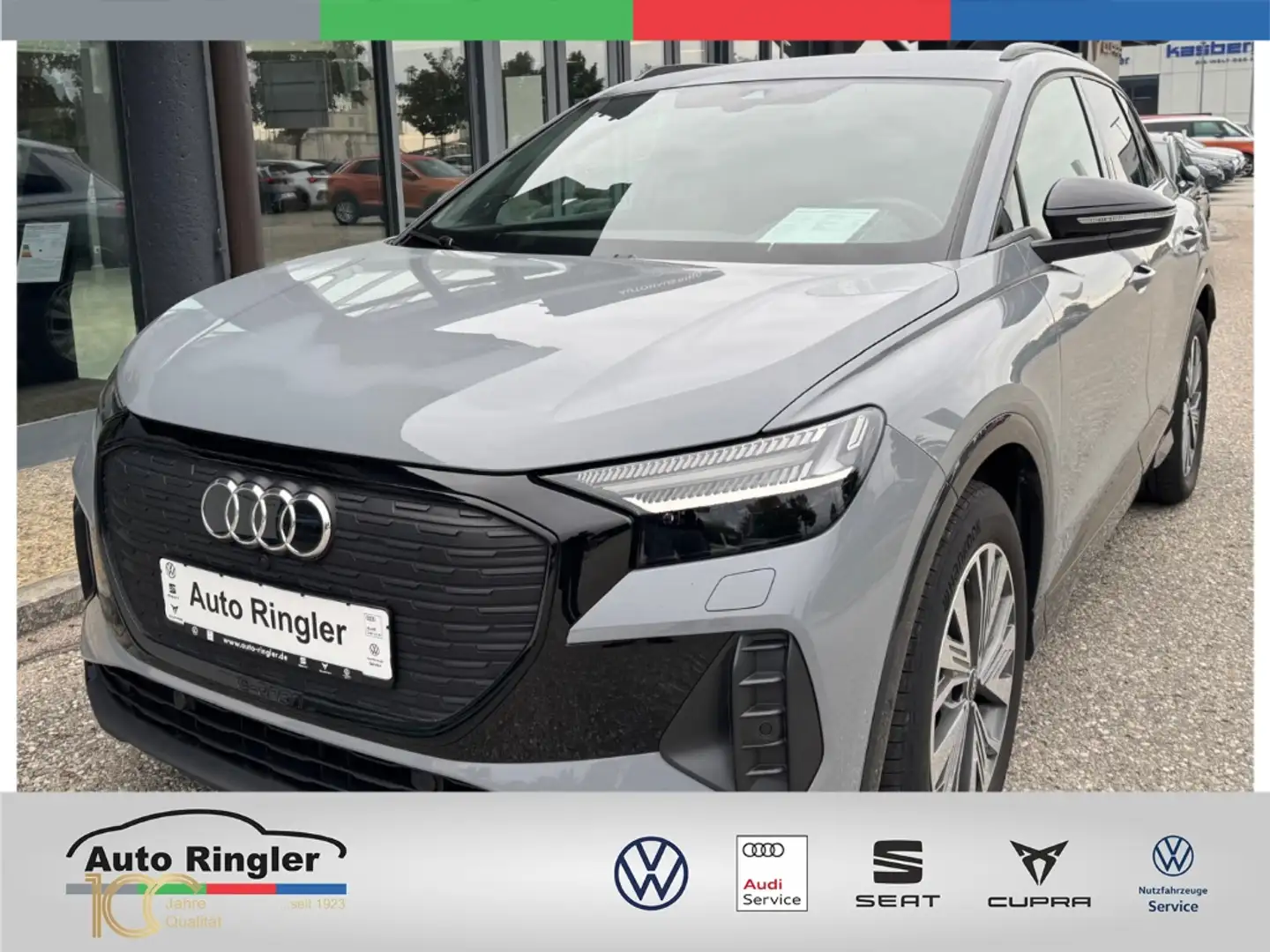 Audi Q4 e-tron MATRIX+NAVI+LED+DAB+SOUNDSYSTEM+BLENDFREIES FAHREN Grau - 1