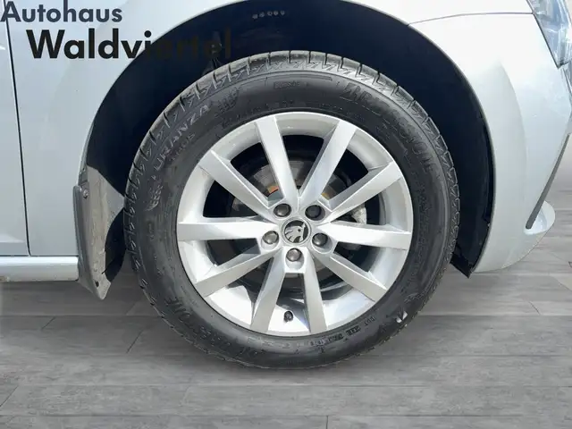 Skoda Scala view 7