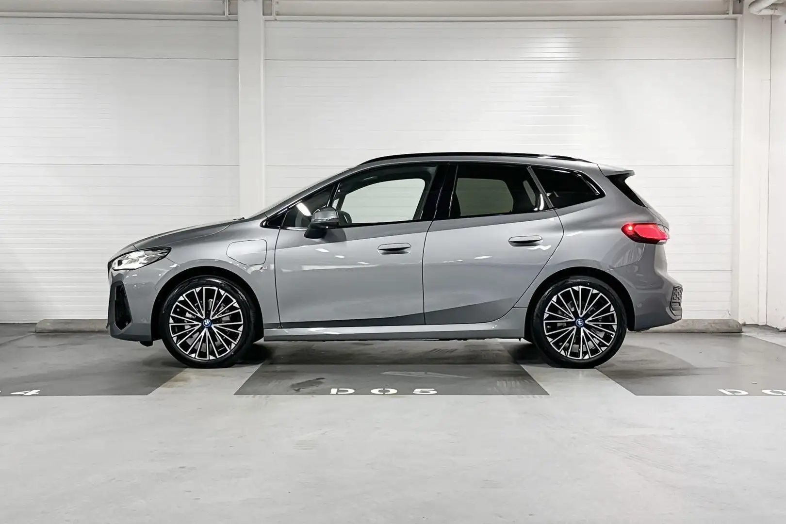 BMW 225 2 Serie Active Tourer 225e xDrive | M-Sport | Prem Gris - 2