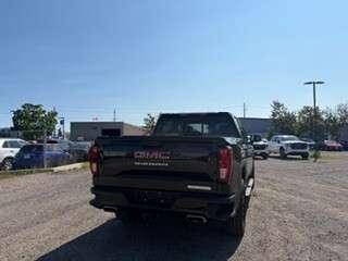 2026 GMC Sierra 1500 Crew Cab Short Box 4-Wheel Drive Elevation