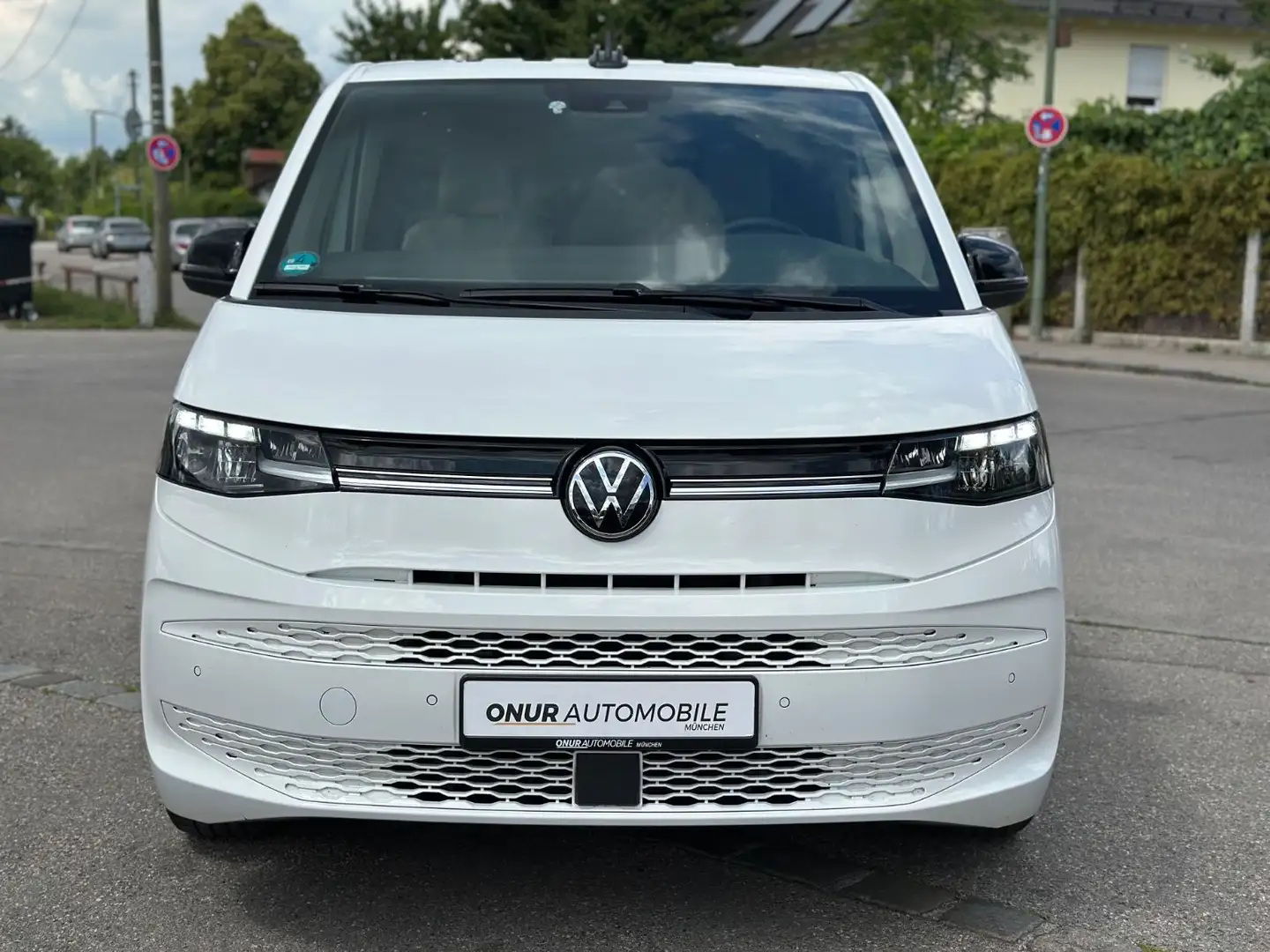 Volkswagen T7 Multivan Life DSG Easy Open Navi AHK ACC DAB+ Wit - 2