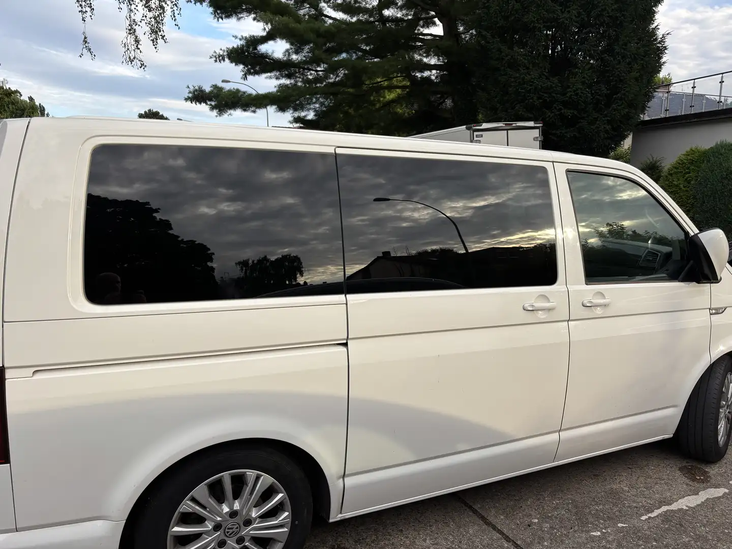 Volkswagen T6 Multivan Multivan Comfortline 2.0TDI DSG Weiß - 2