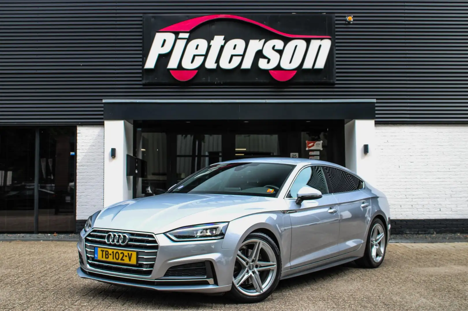 Audi A5 Sportback 1.4 TFSI NAP 3x S-Line VIRTUAL XENON CLI Grijs - 2