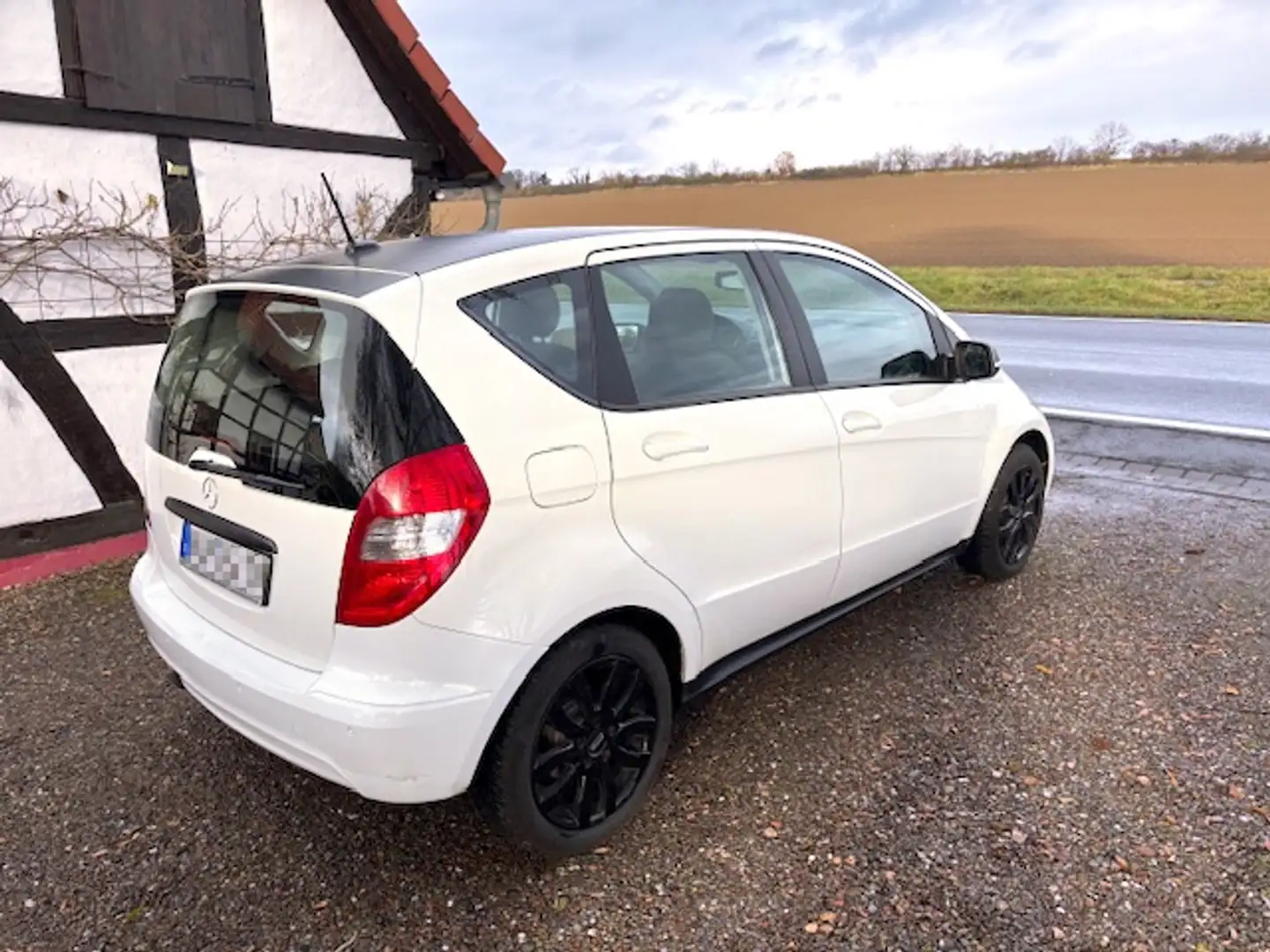 Mercedes-Benz 180 Fehér - 2