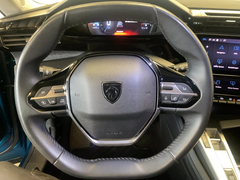 Peugeot 408 1.2 130 A PureTech llure ACC+LED+Navi+SHZ — photo 14