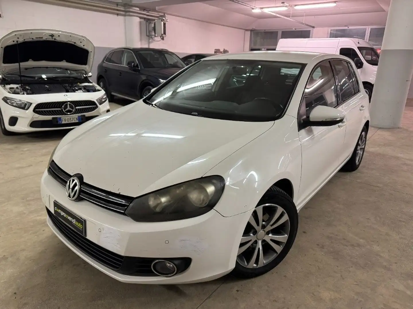 Volkswagen Golf 2.0 TDI 110CV DPF DSG 5p. Comfort. Bianco - 1