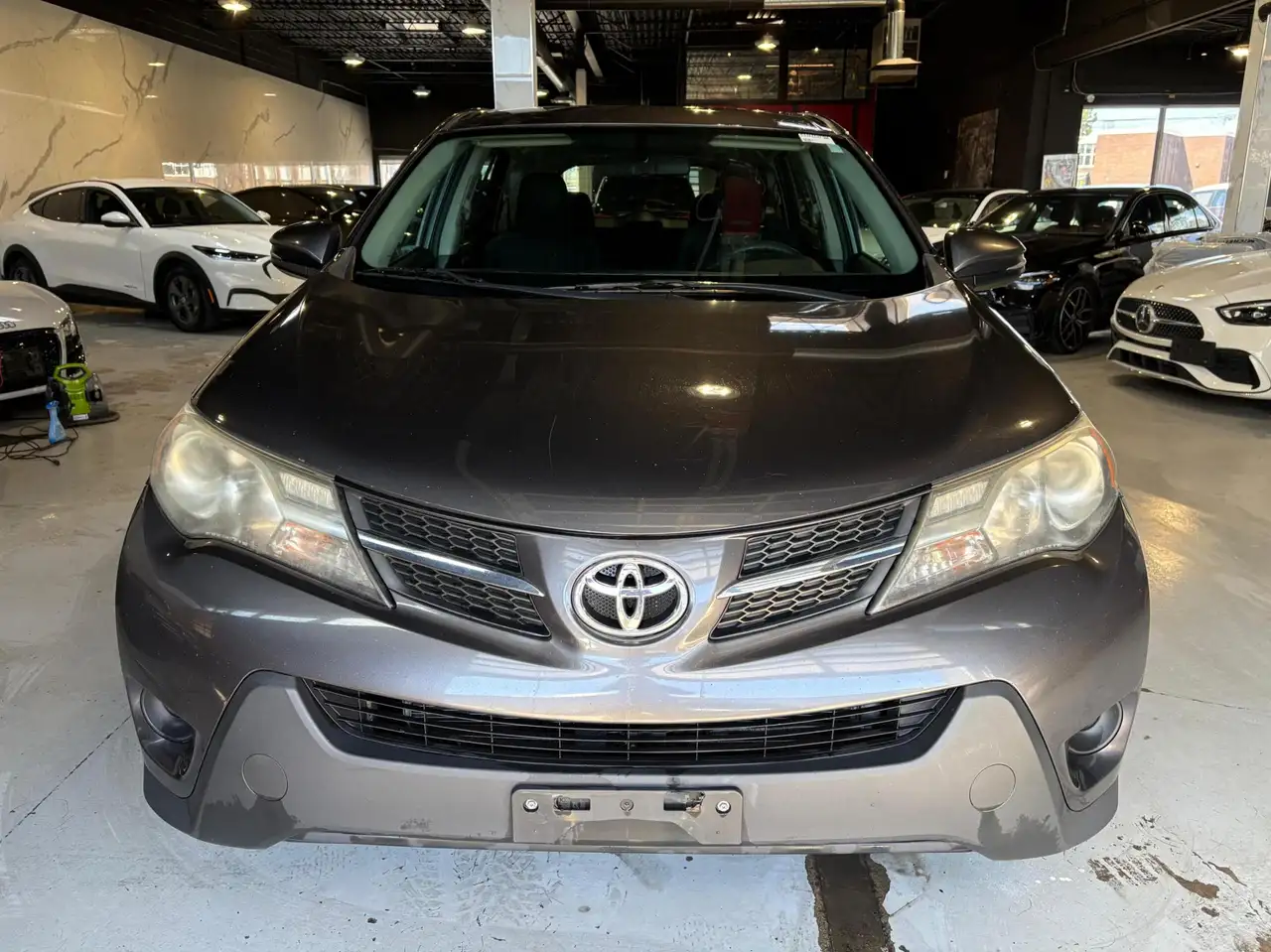 Toyota RAV 4 снимка Toyota RAV 4