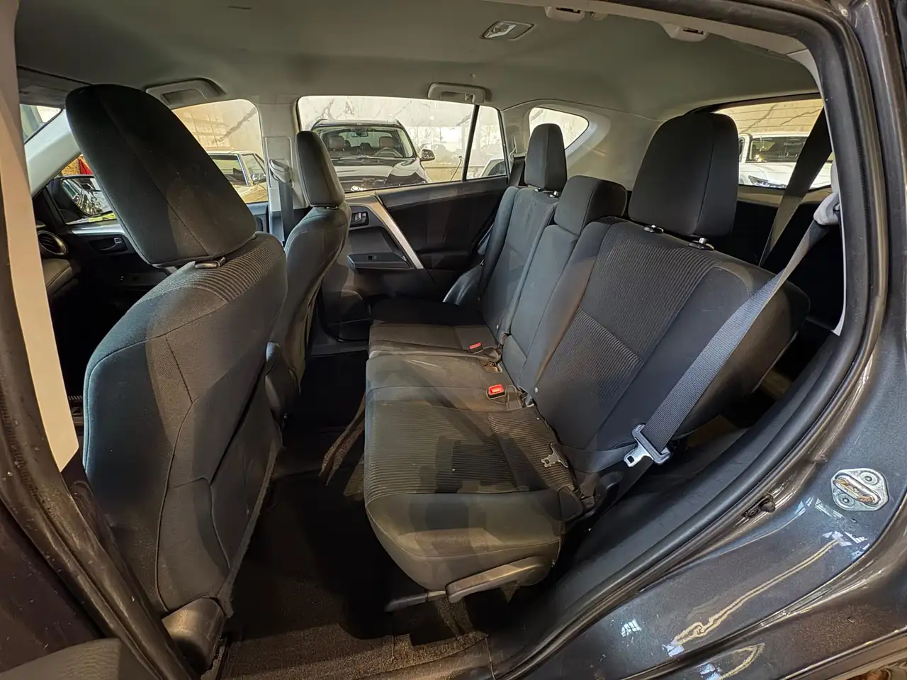 Toyota RAV 4 снимка Toyota RAV 4