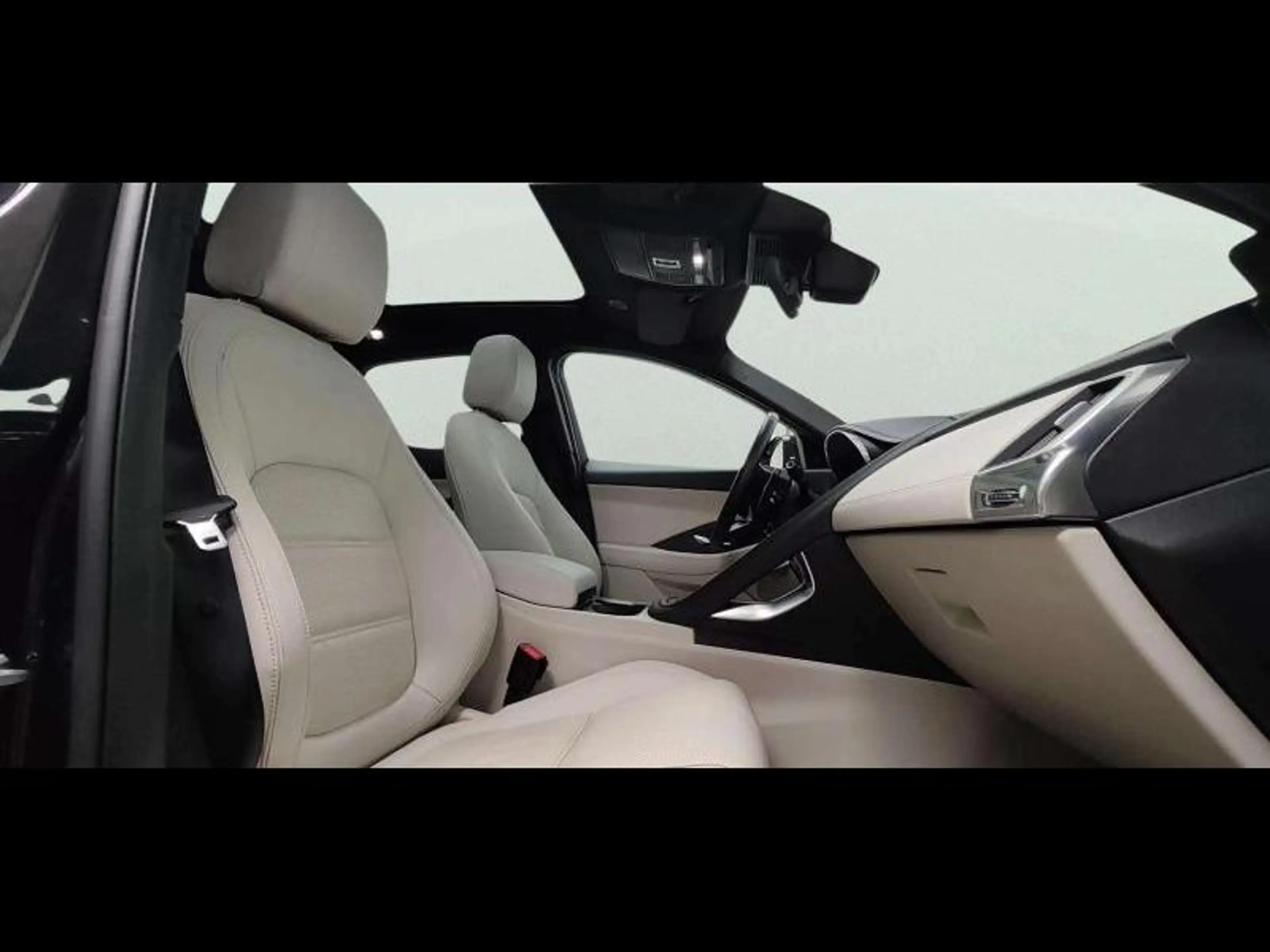 Jaguar E-Pace D165 AWD Auto SE — photo 6
