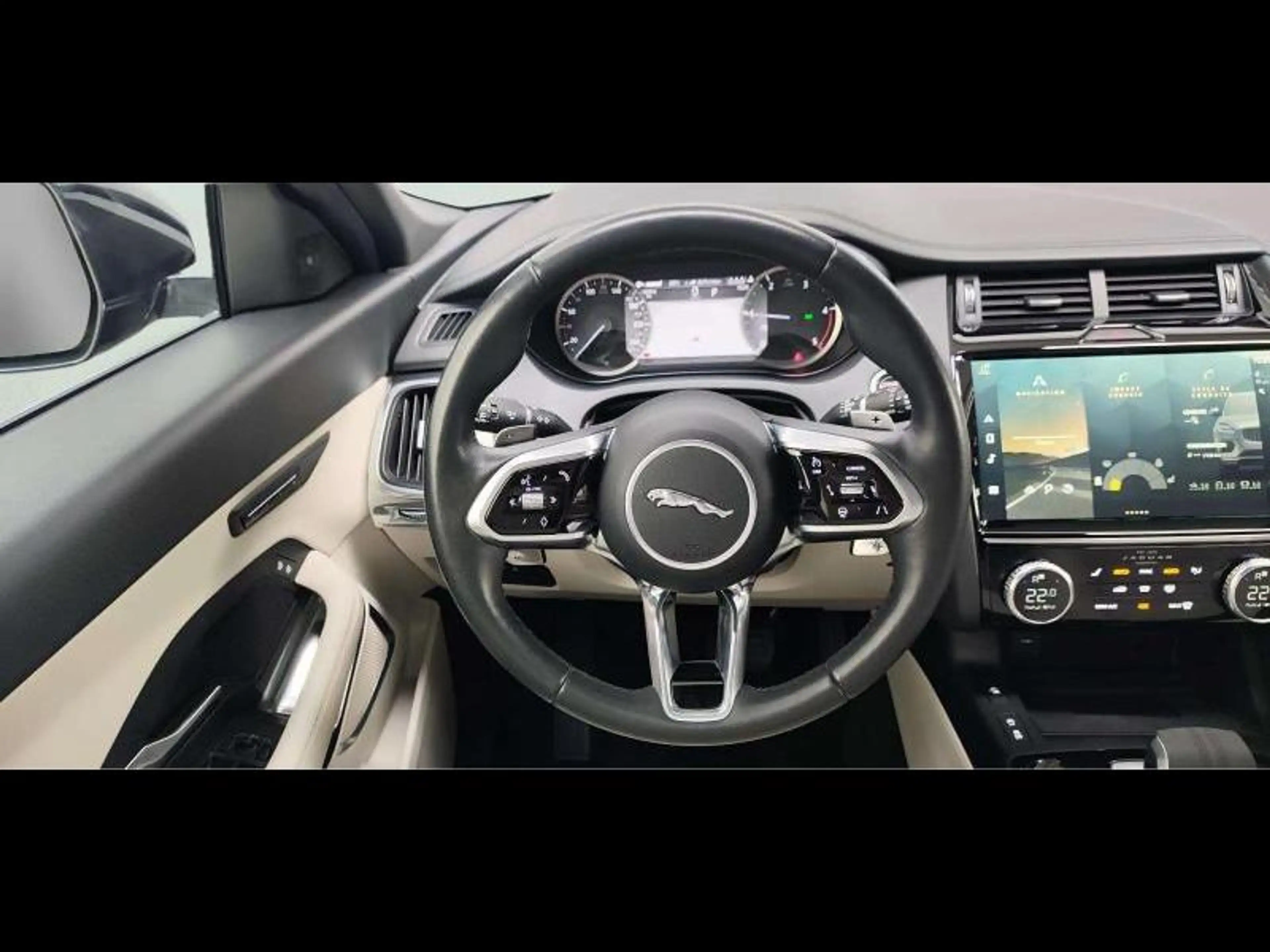 Jaguar E-Pace D165 AWD Auto SE — photo 12