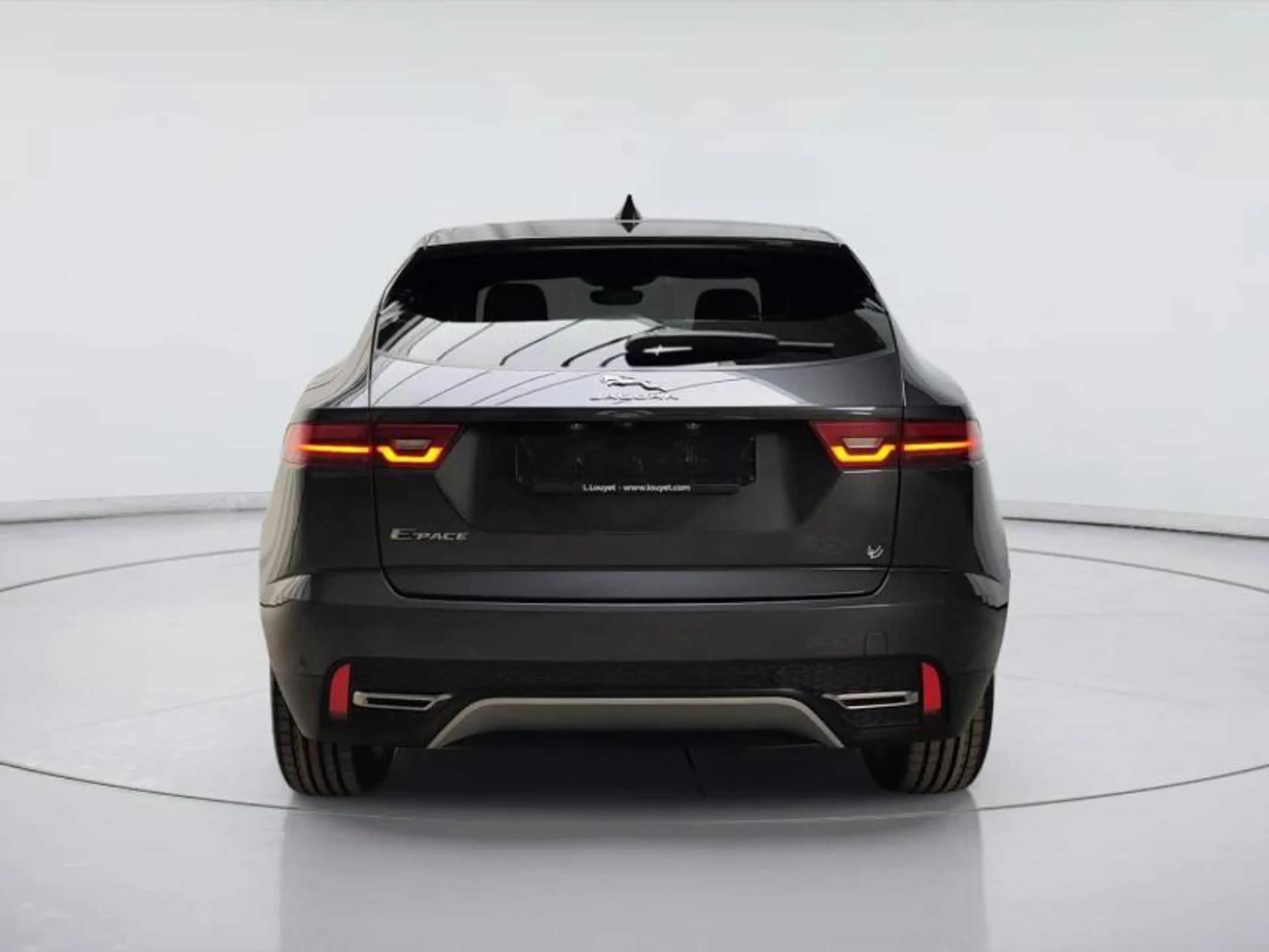 Jaguar E-Pace D165 AWD Auto SE — photo 4