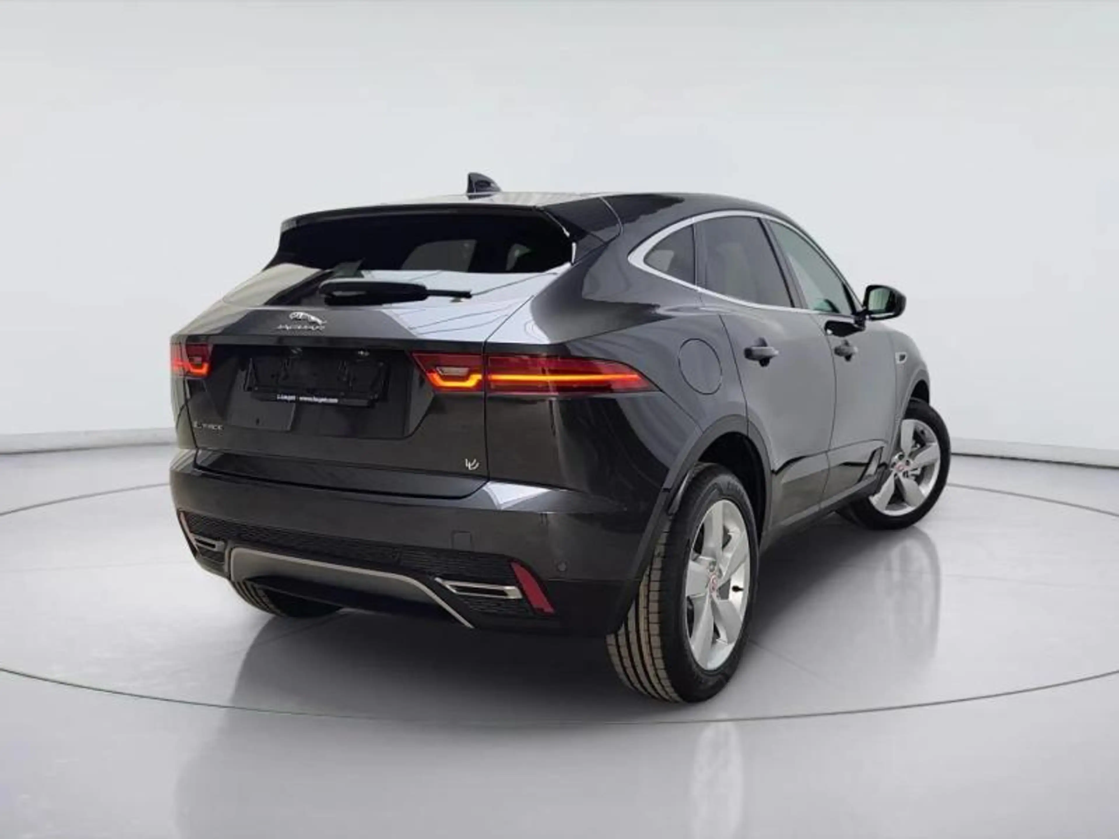 Jaguar E-Pace D165 AWD Auto SE — photo 2