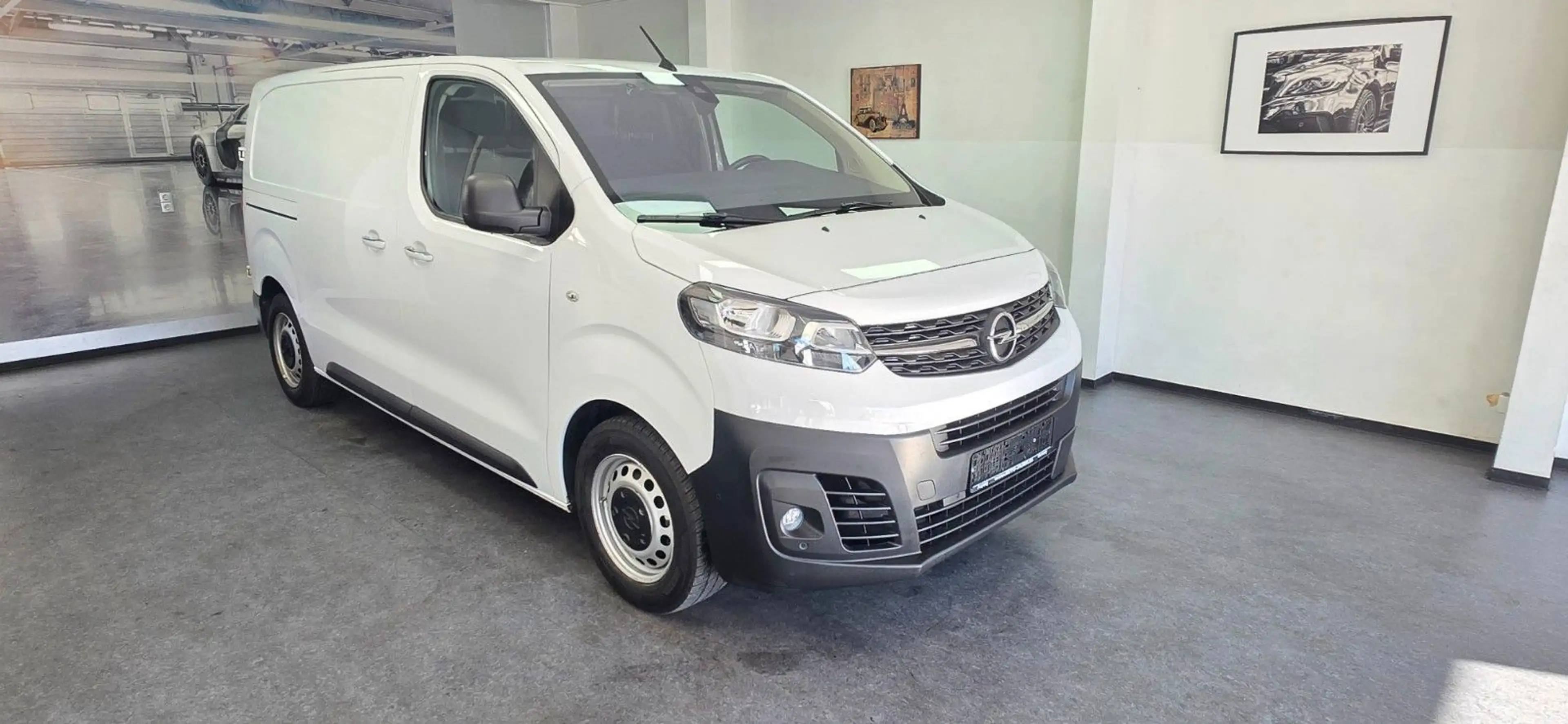 Opel Vivaro 1,5 D Kasten Edition 79.000 km TÜV10/2028 — photo 2