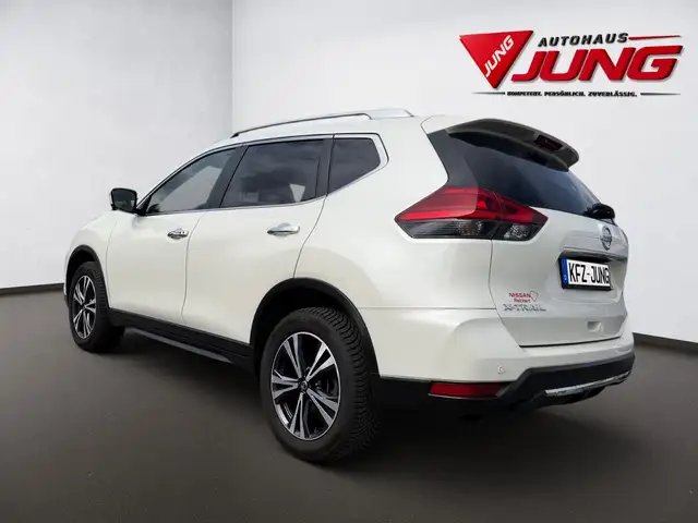 Nissan X-Trail view 8