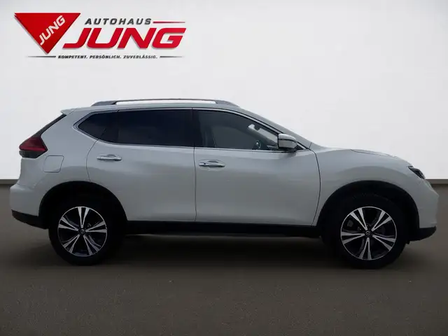 Nissan X-Trail view 10