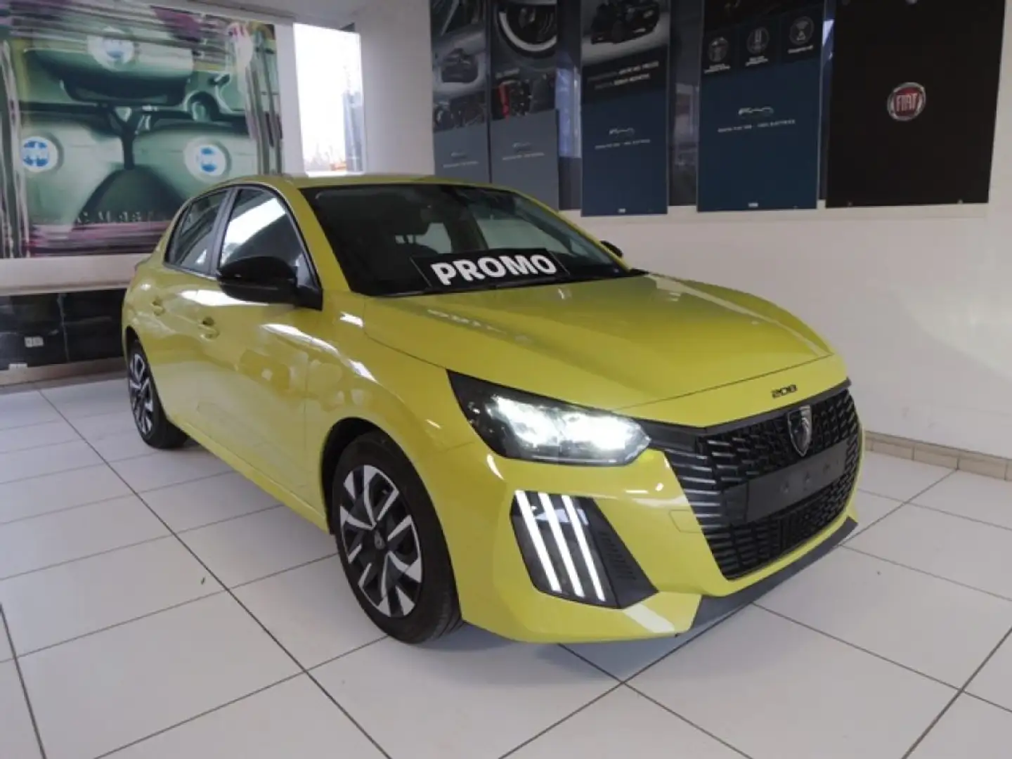 Peugeot 208 PureTech 100 Stop&Start 5 porte Active Gelb - 1