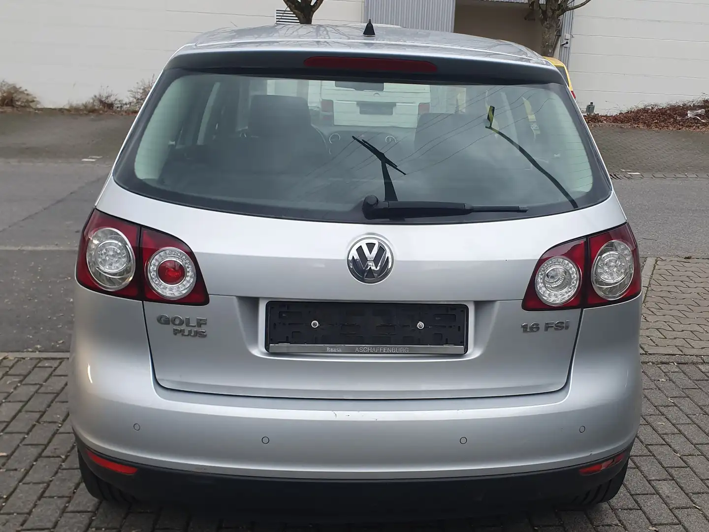 Volkswagen Golf Plus Comfortl. V 1.6L Klimaautomatik Tempomat Sportsit. Silber - 2