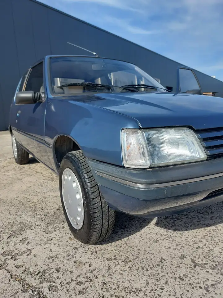 Peugeot 205 1.6 l benzine automaat, foto 3