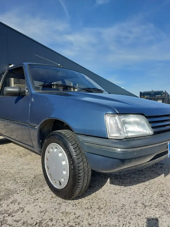 Peugeot 205 1.6 l benzine automaat, foto 4