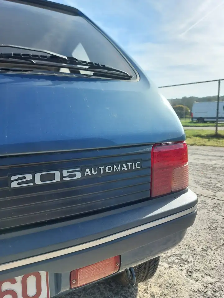 Peugeot 205 1.6 l benzine automaat, foto 6