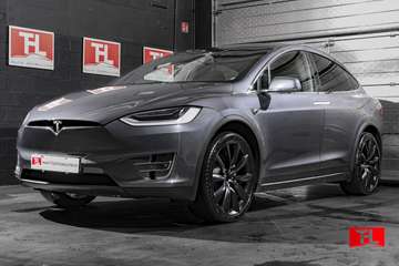 Model X Long Range Raven 22"/Autopilot/5 seats
