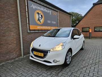 1.0 VTi Active (tik in de motor)