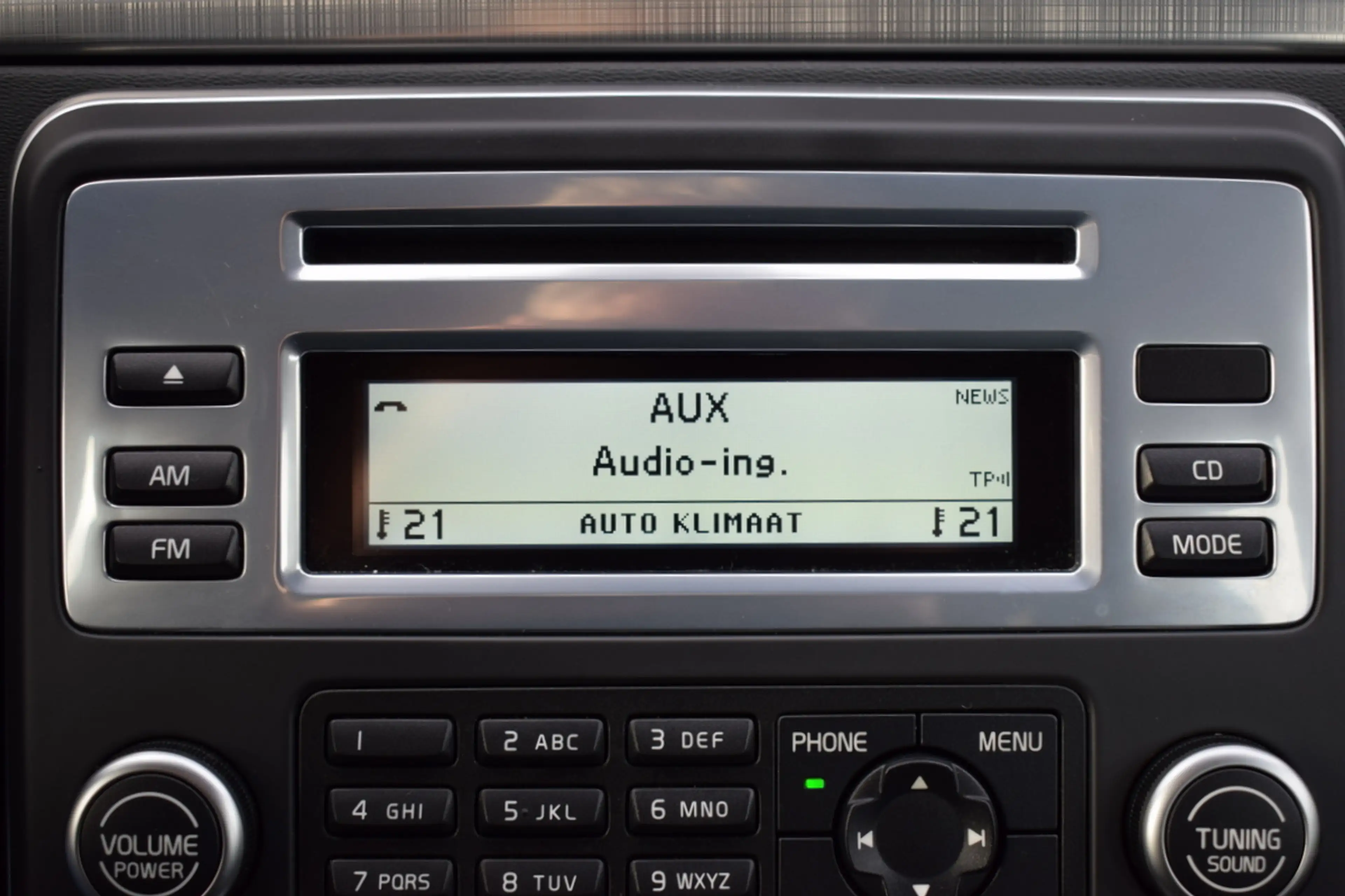 Volvo V70 1.6 T4 Automaat Limited Edition Zwart Leder | Xeno — photo 13