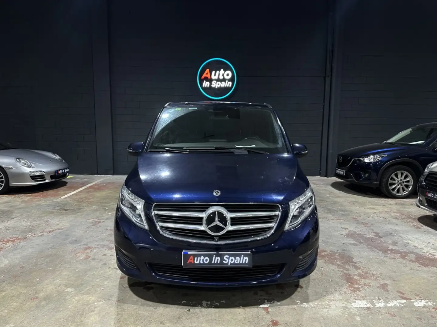 Mercedes-Benz V 220 220CDI Compacto Avantgarde 7GT Bleu - 2
