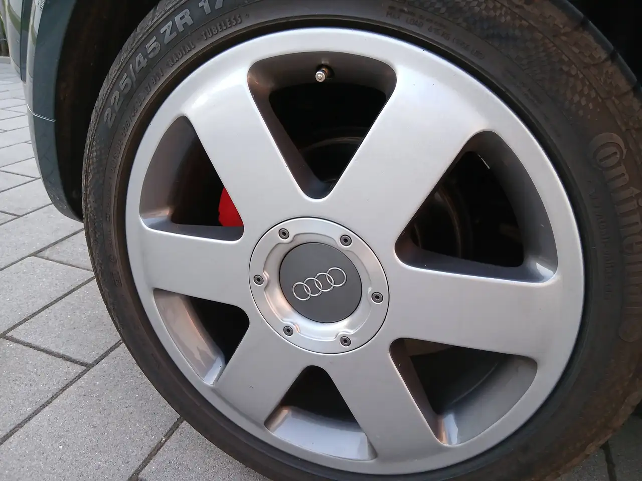 Audi TT Roadster 1.8 T quattro, foto 11