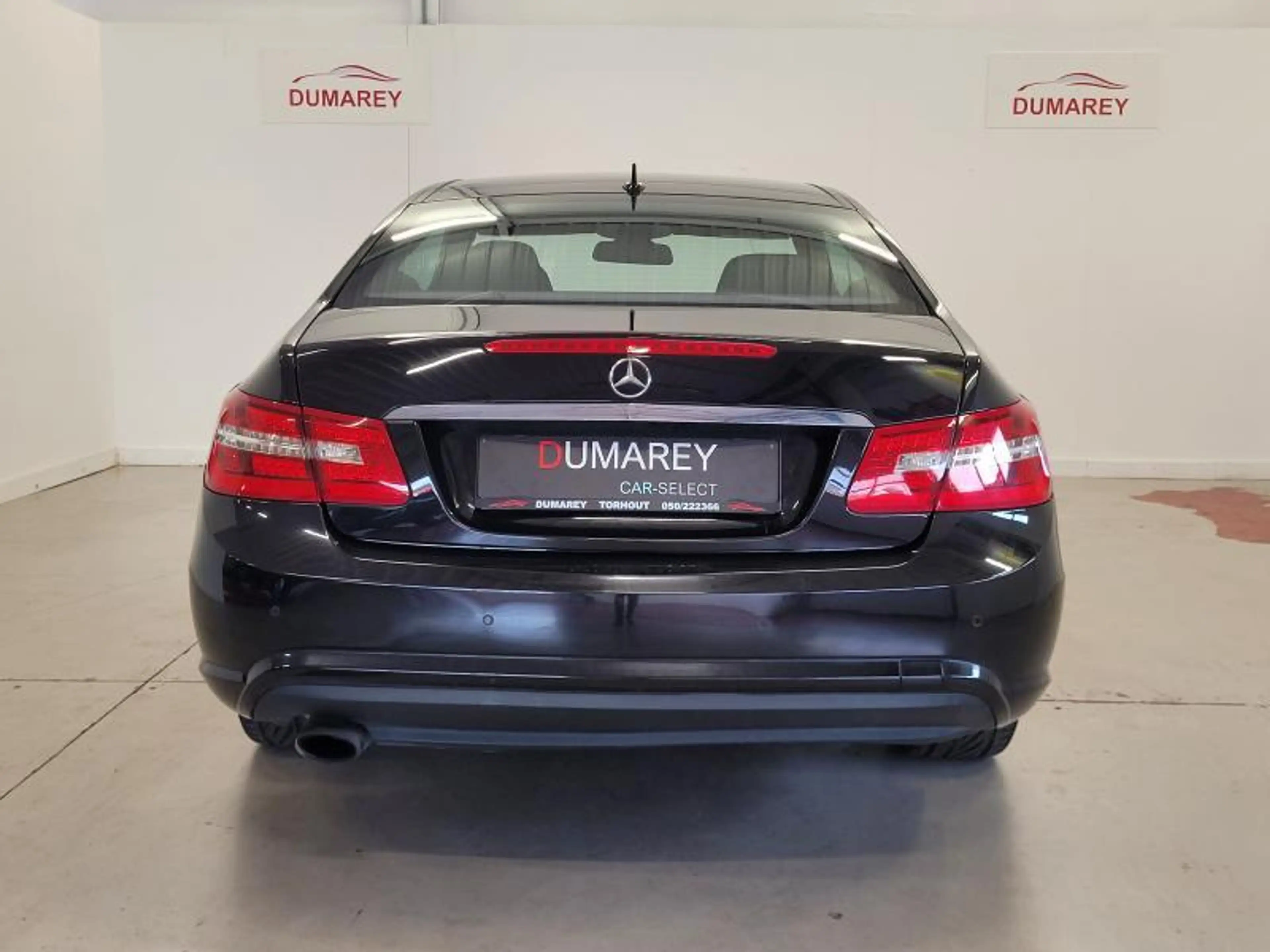 Mercedes-Benz E 200 Coupé Blue Effinciency — photo 5