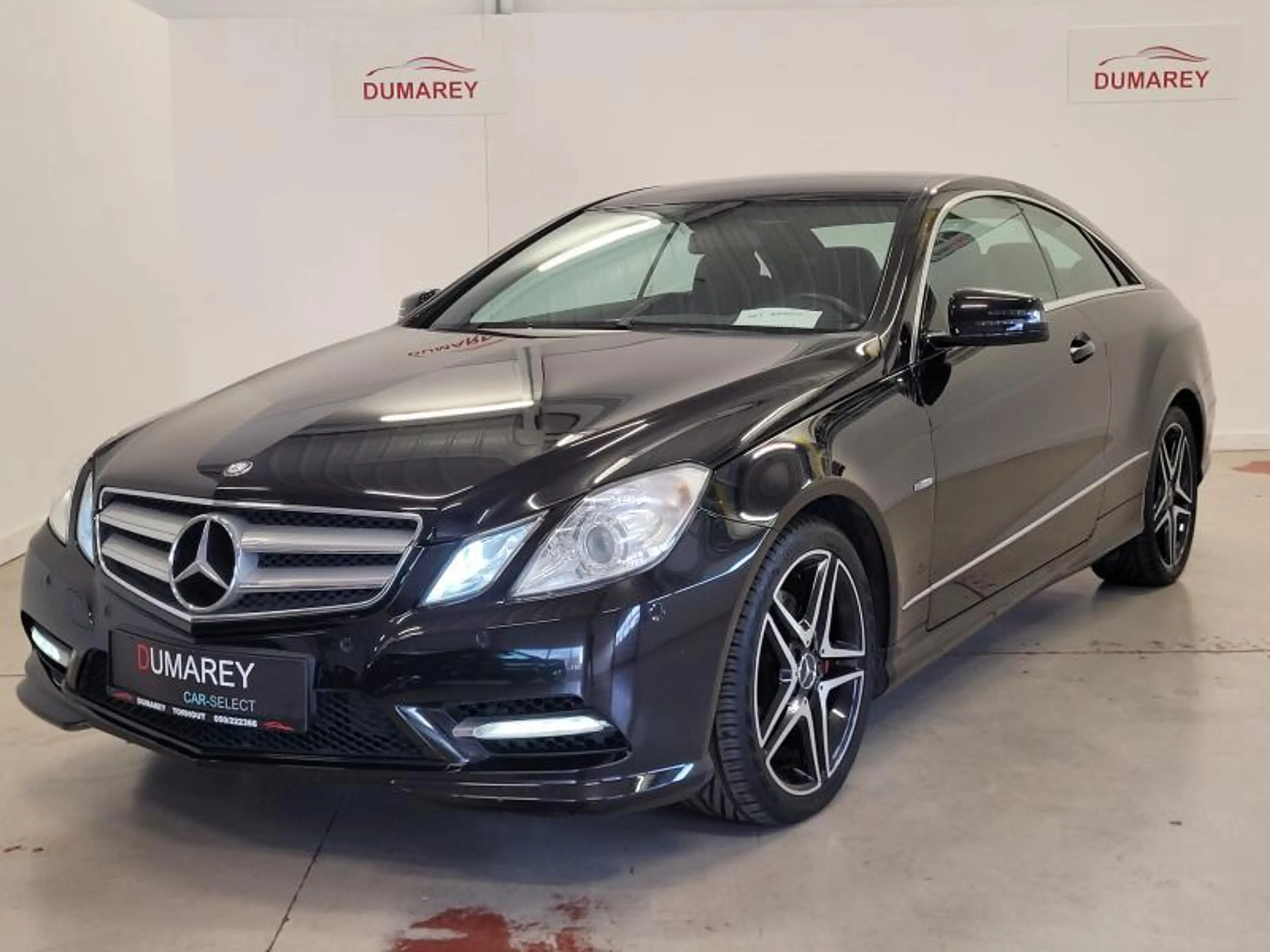 Mercedes-Benz E 200 Coupé Blue Effinciency