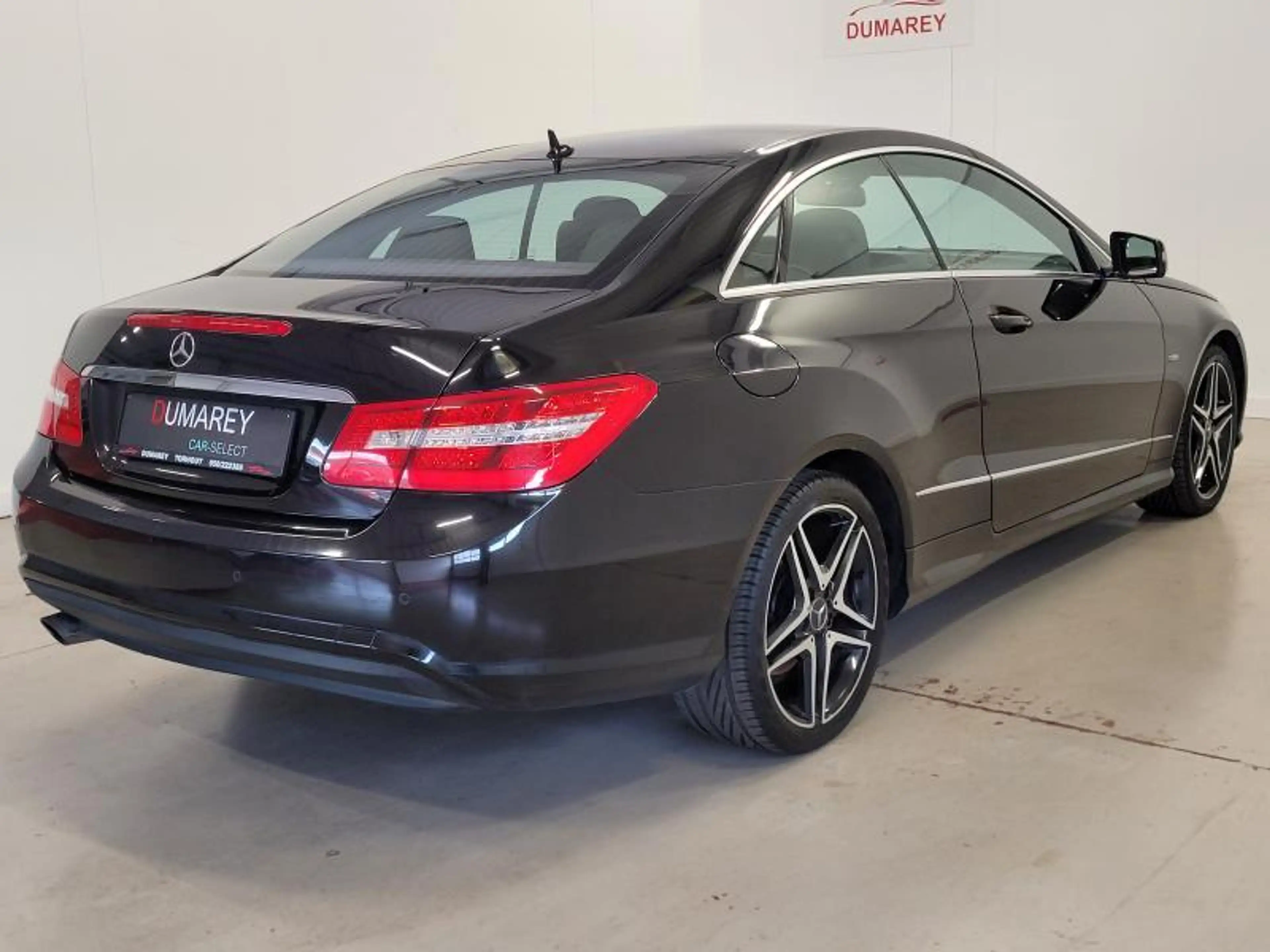 Mercedes-Benz E 200 Coupé Blue Effinciency — photo 6