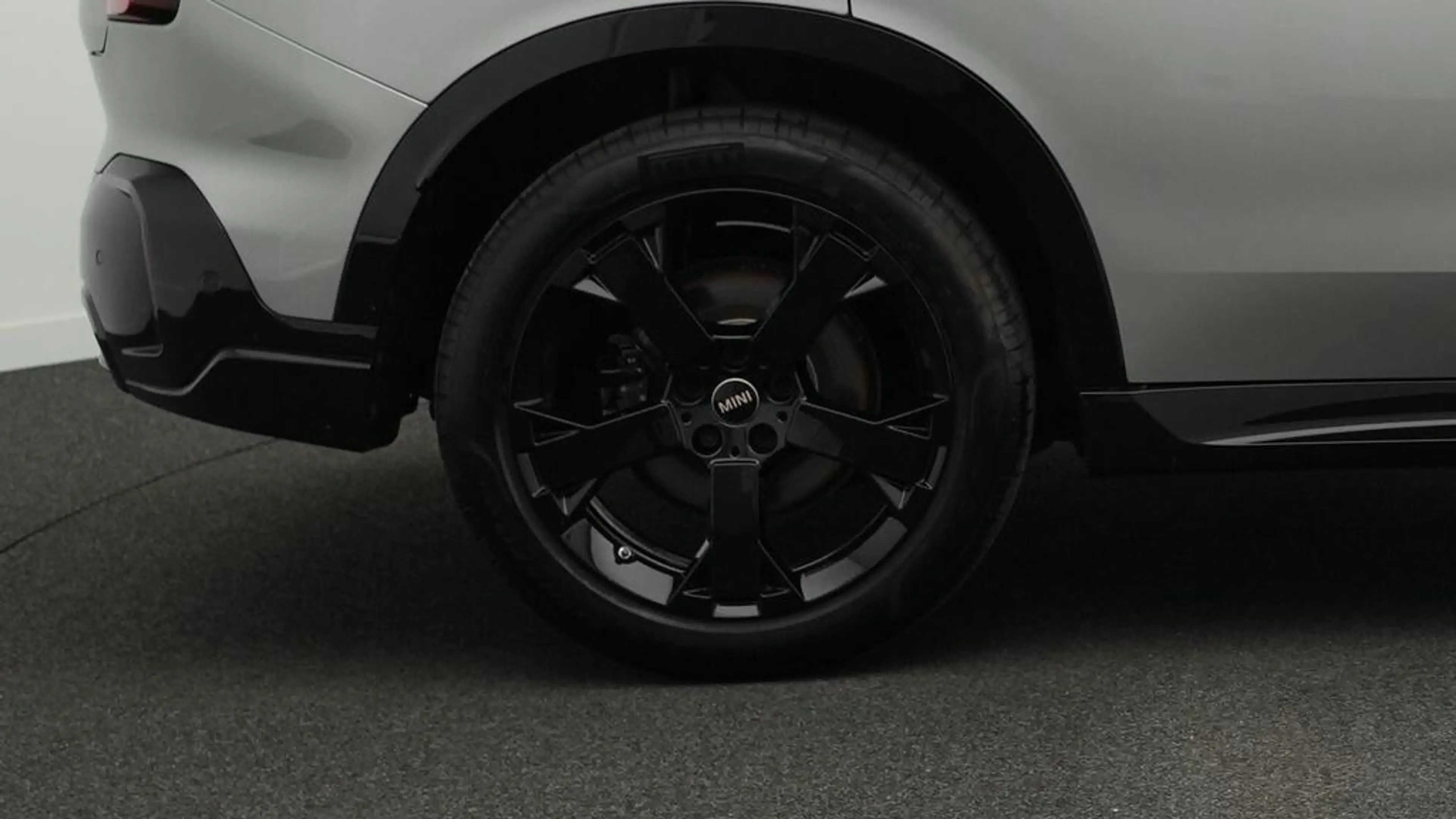 MINI Countryman D John Cooper Works Trim — photo 9