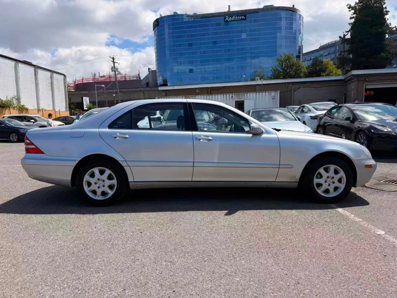 Mercedes-Benz S-Class снимка Mercedes-Benz S-Class