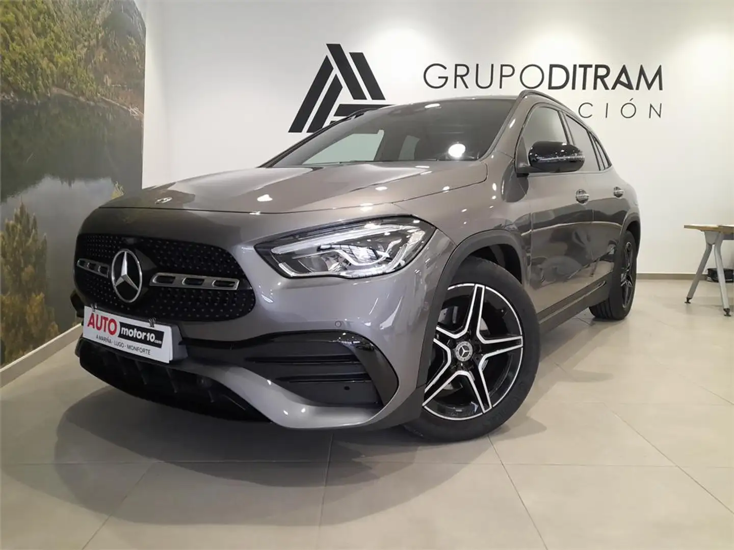 Mercedes-Benz GLA 200 D - 2