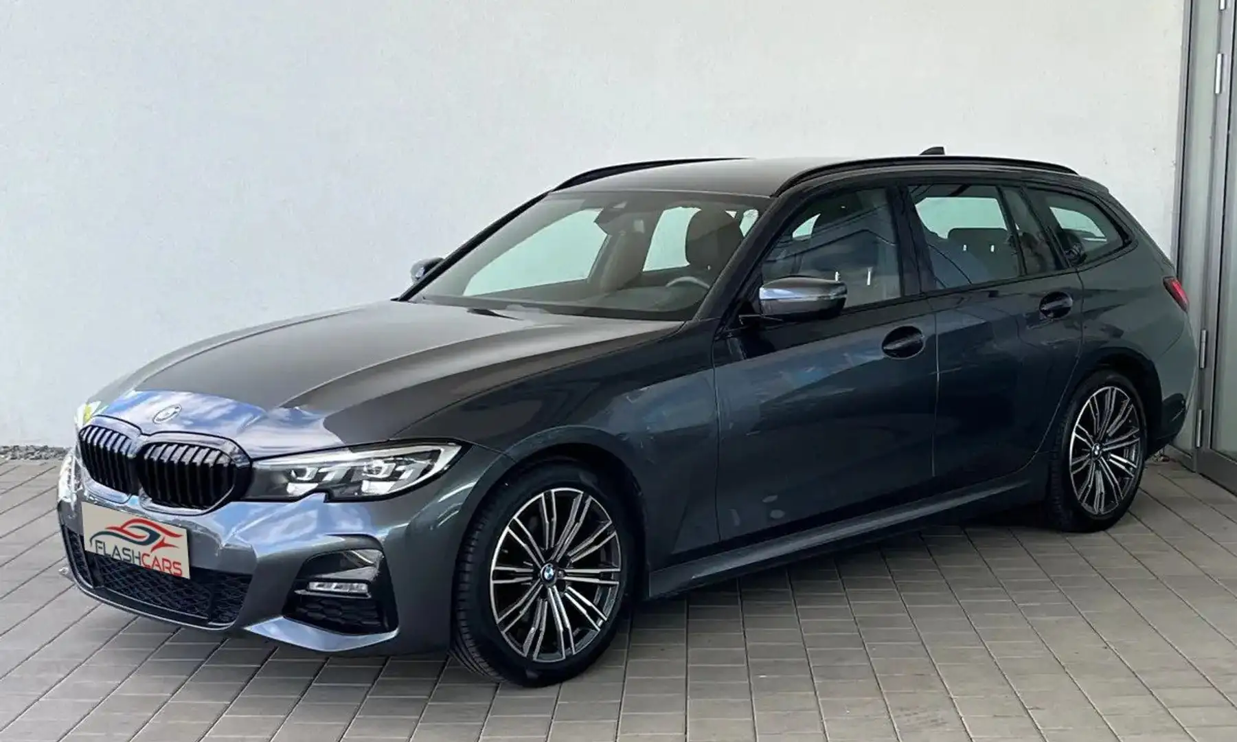 BMW 320 d xDrive M Sport AHV LED Alcantara ShadowLine Grau - 1
