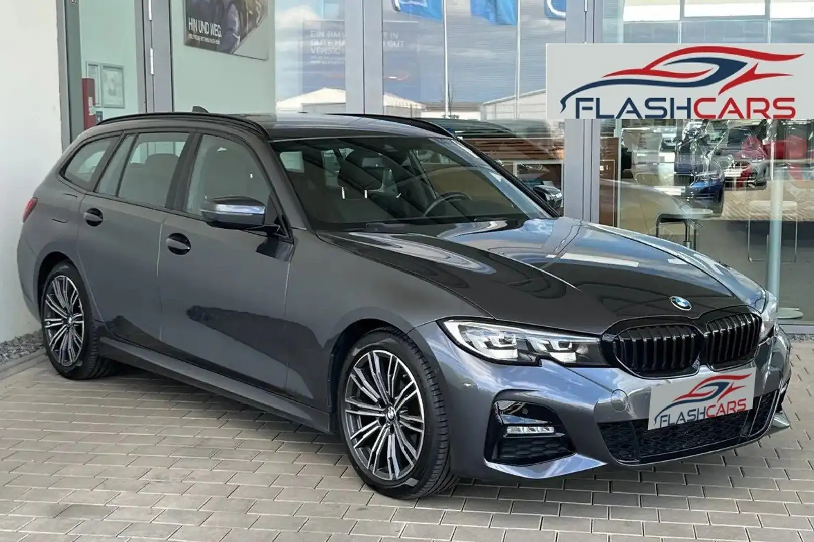 BMW 320 d xDrive M Sport AHV LED Alcantara ShadowLine Grau - 2