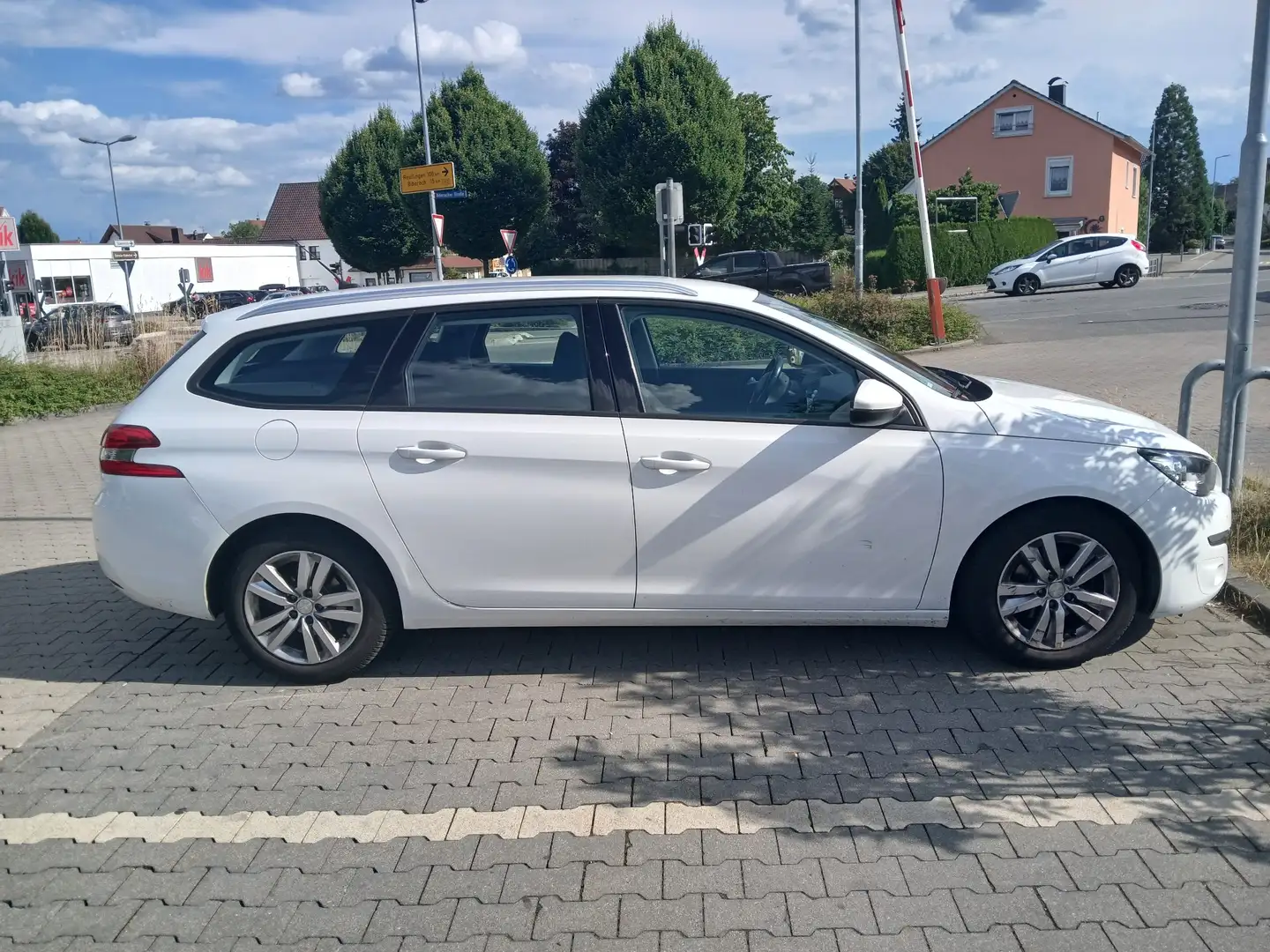 Peugeot 308 Business-Line Weiß - 1