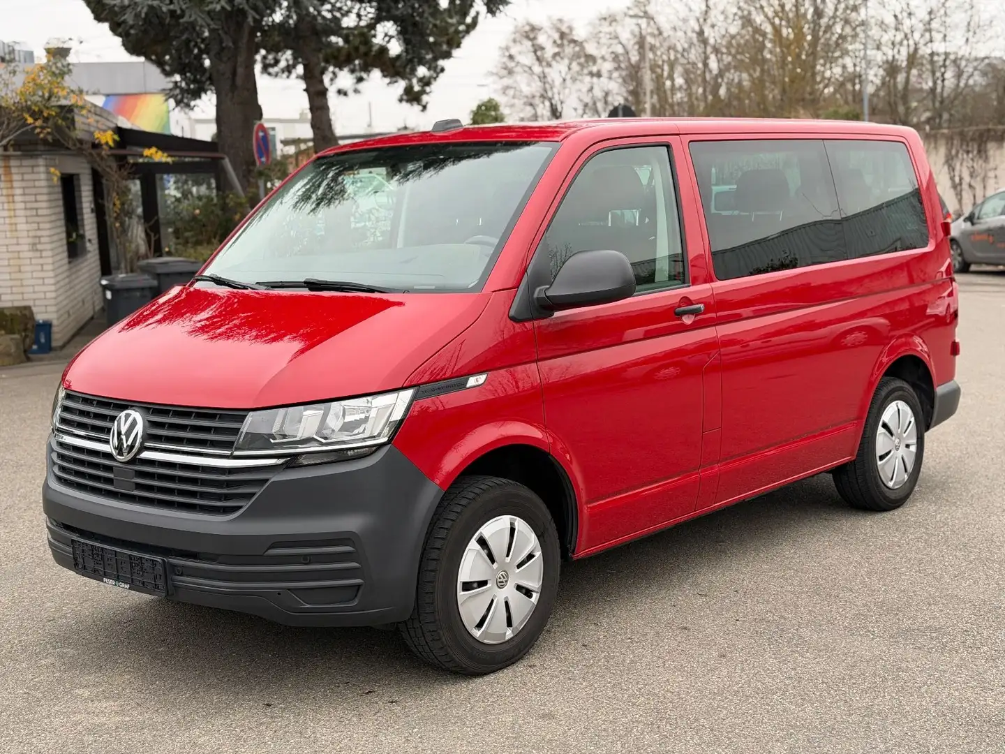 Volkswagen T6 Transporter T6.1 Transporter 1.Hd 9Si. Klima SHZ AHK RFK PDC Rot - 1