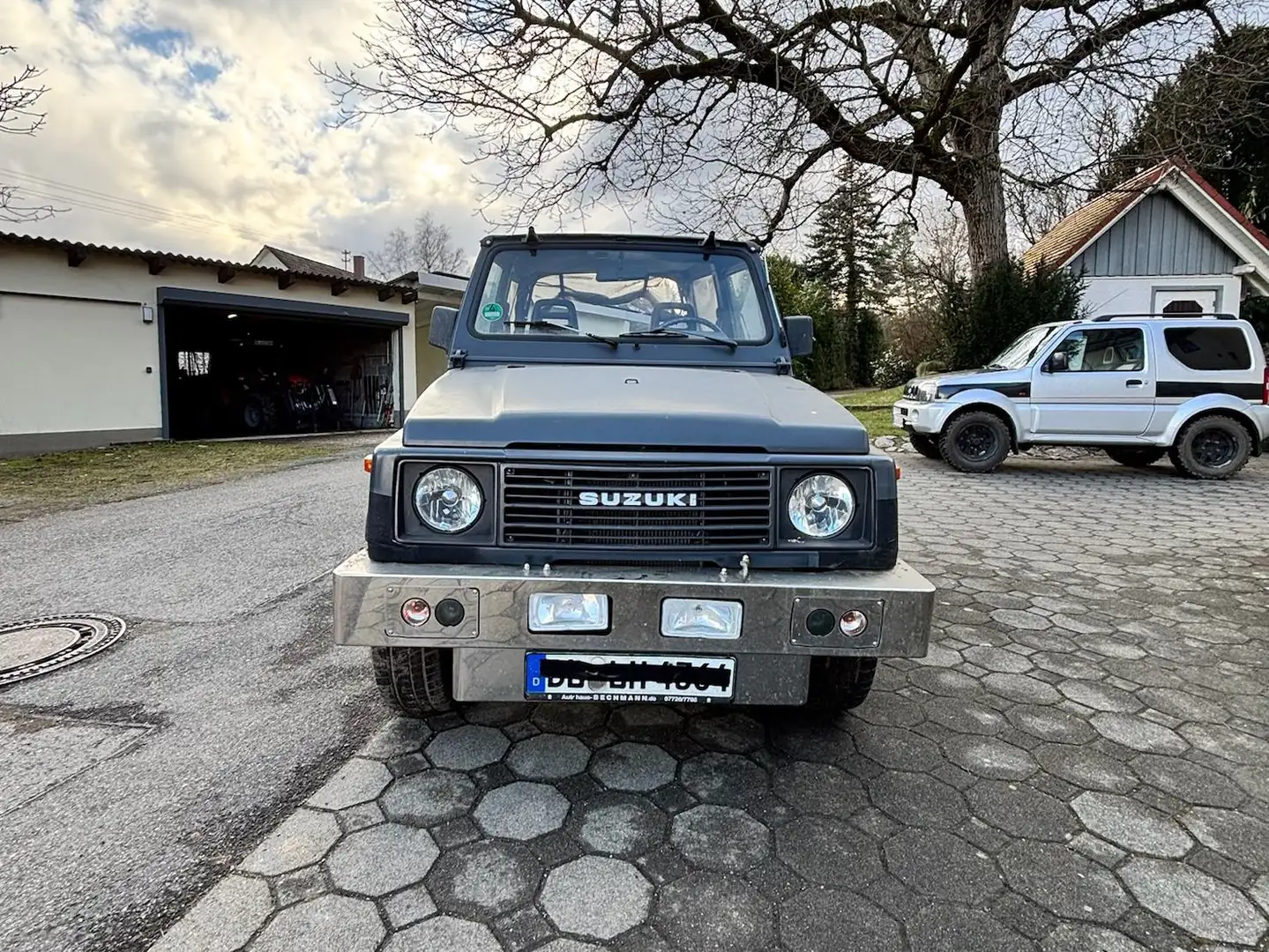 Suzuki SJ Samurai SJ Samurai Schwarz - 2