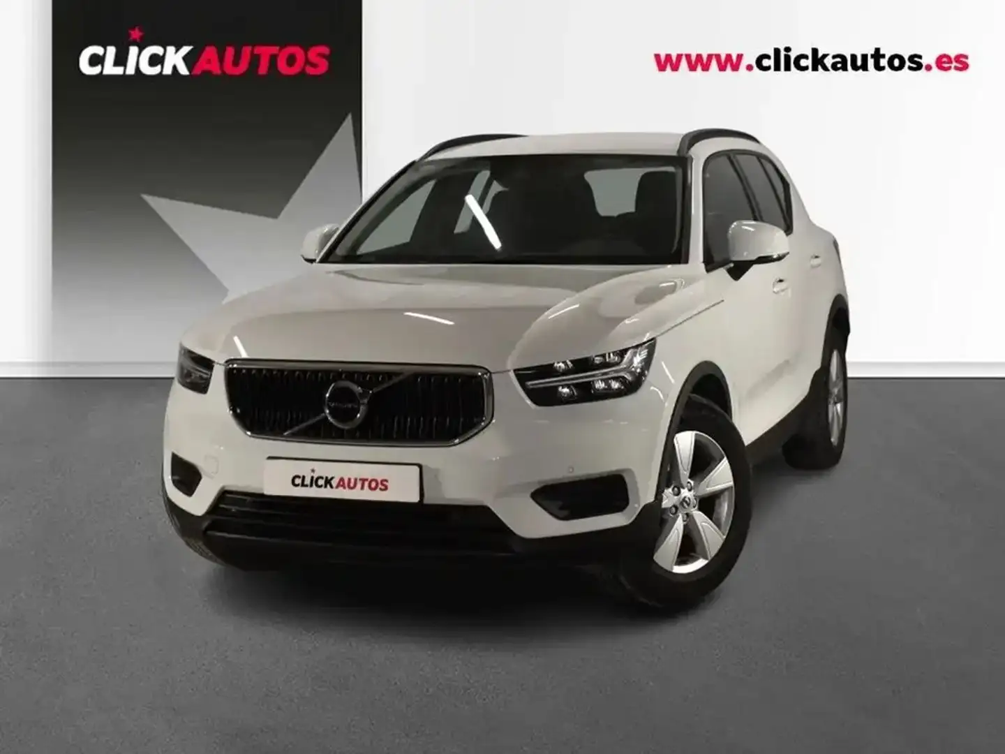 Volvo XC40 1.5 163CV T3 Momentum Core Blanc - 1