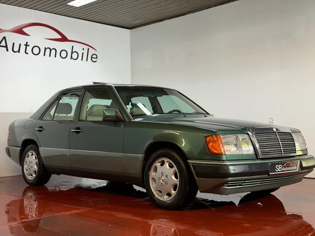 Mercedes-Benz E 320 w124 OLDTIMER // B-AUTO // TOIT-OUVRANT // AIRCO // GARANTIE//, foto 5