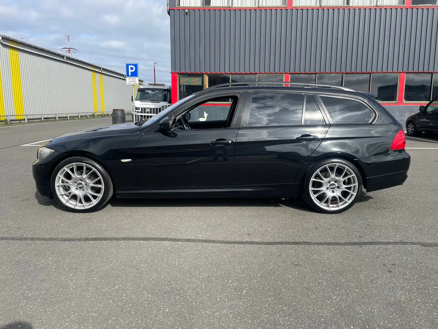 BMW 320 3-serie Touring 320i High Executive / LEER / NAVI Noir - 2