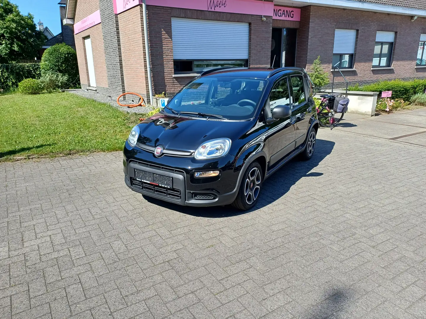 Fiat Panda 1.0i MHEV City Life Zwart - 2