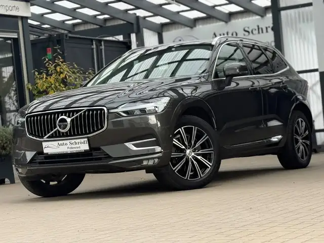 Volvo XC60 D4 AWD Aut. Inscription, HUD, Pano, B&W, 360°K, Sitzbelüftung, Adapt. Luft-FW, Pilot-Ass, ACC, Virtual, Active High Beam