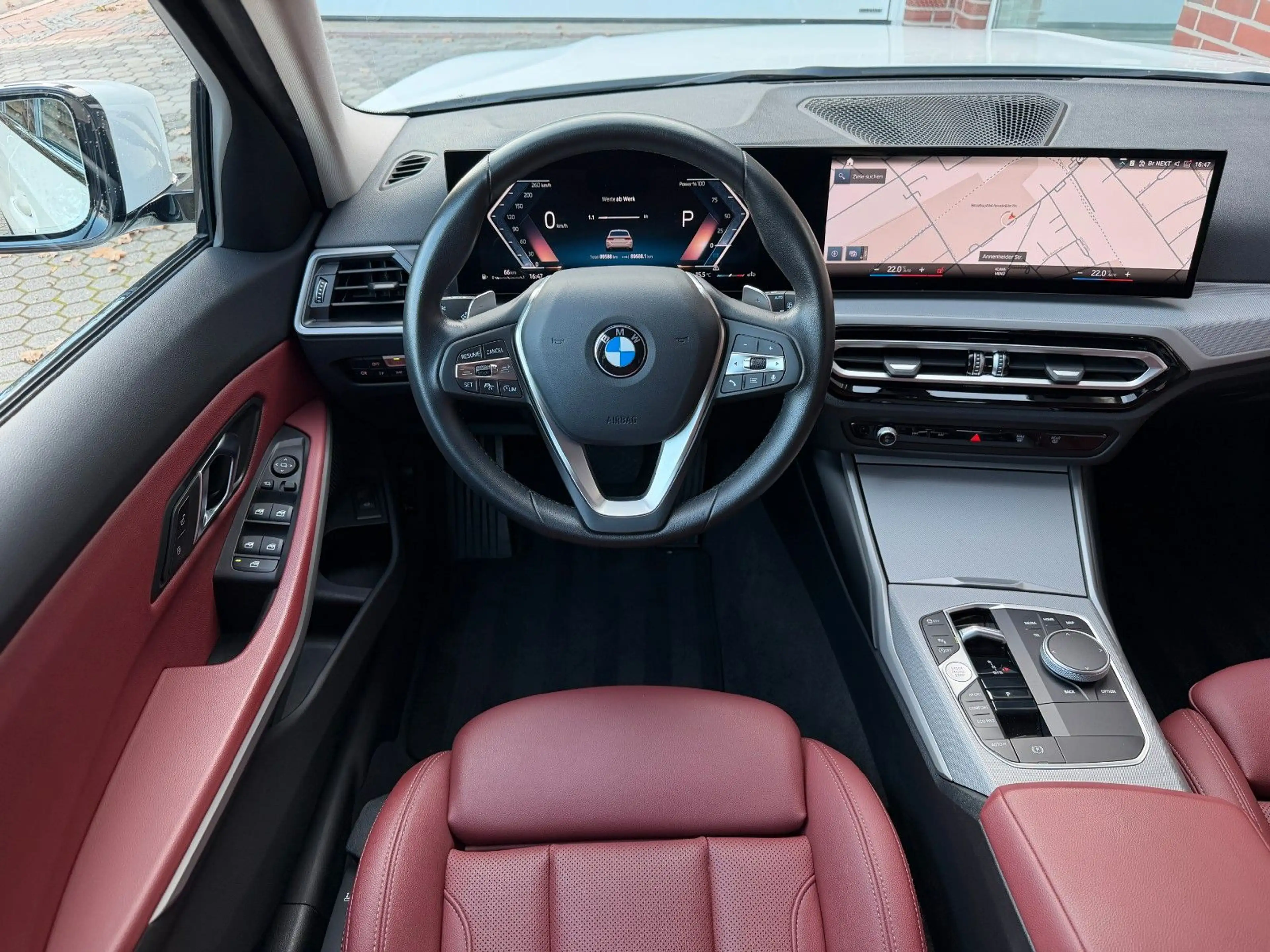 BMW 318 i Touring Automatik*Live Cockpit*Leder*1.HD — photo 12